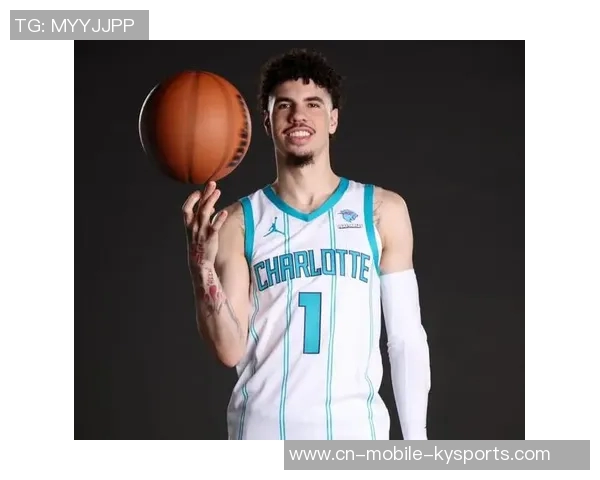 三球本赛季表现下滑愿意离队场均216分69板96助命中率创生涯新低 三球本赛季表现下滑愿意离队场均216分69板96助命中率创生涯新低