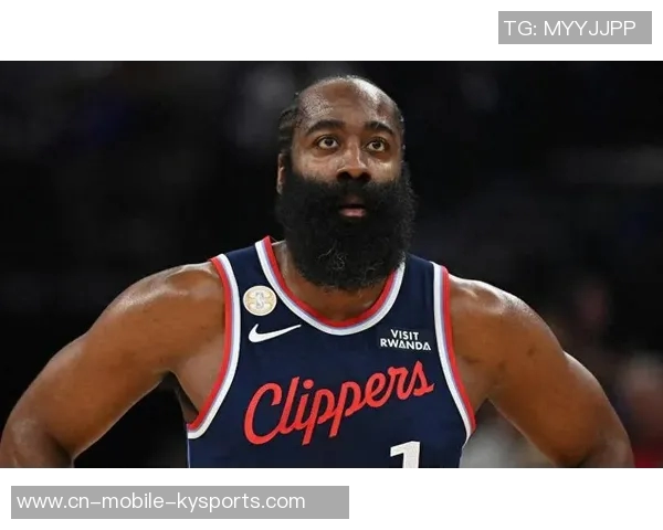 快船队近期状态堪忧连续五场失利排名西部倒数第二再遭重创 快船队近期状态堪忧连续五场失利排名西部倒数第二再遭重创