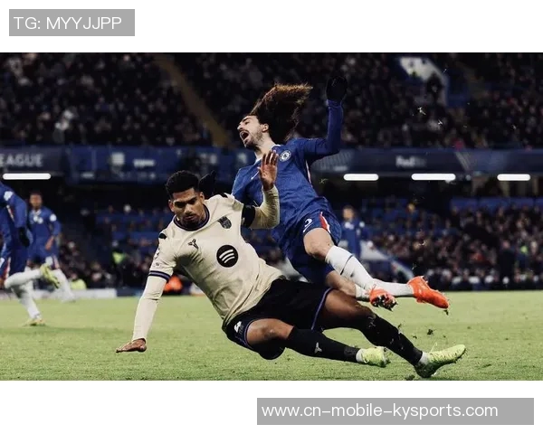 巴萨全队力挺阿劳霍尽管在对切尔西比赛中被罚下 巴萨全队力挺阿劳霍尽管在对切尔西比赛中被罚下